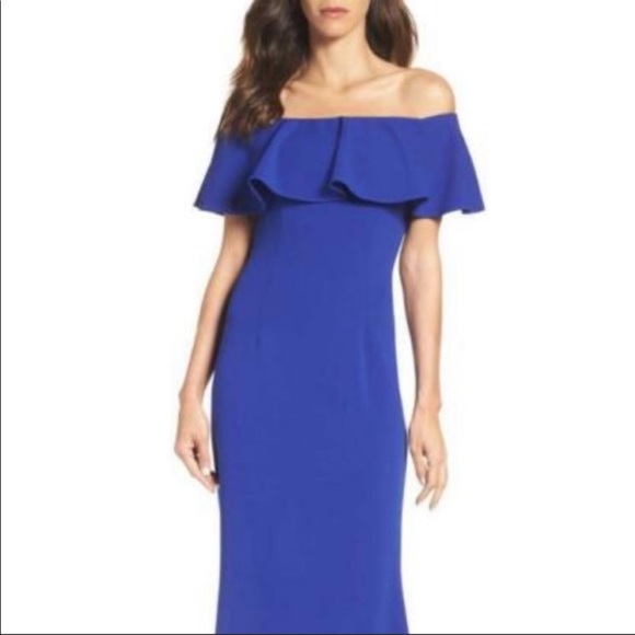 Adrianna Papell Dresses & Skirts - Adrianna Papell off the shoulder gown